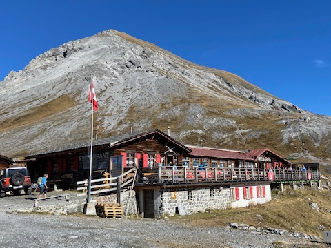 Strela Pass Hut
